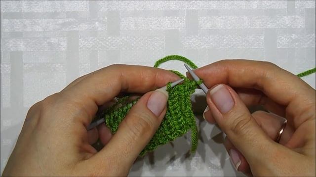 Эластичный способ закрытия петель спицами смотреть онлайн