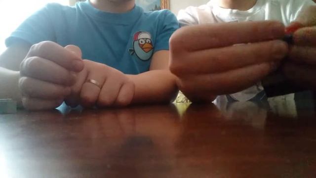 Подставка для телефона из LEGO смотреть онлайн