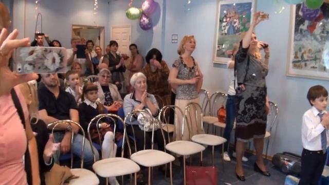 Праздник последнего звонка. "Дарите людям добрый свет!" (2014-15)6 смотреть онлайн