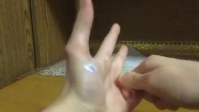 ТОП 3 ТРЮКОВ С ПАЛЬЦАМИ (ну кроме последнего.читайте описание) смотреть онлайн