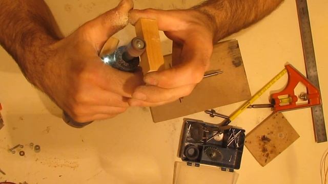 КАК СДЕЛАТЬ МИНИ ЦИРКУЛЯРНУЮ ПИЛУ СВОИМИ РУКАМИ HOW TO MINI circular saw смотреть онлайн