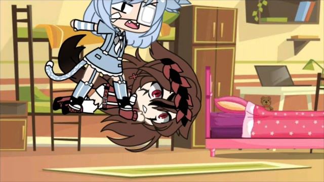 как спят нормальные люди и как спим мы сестрой🌚👌🏻 смотреть онлайн