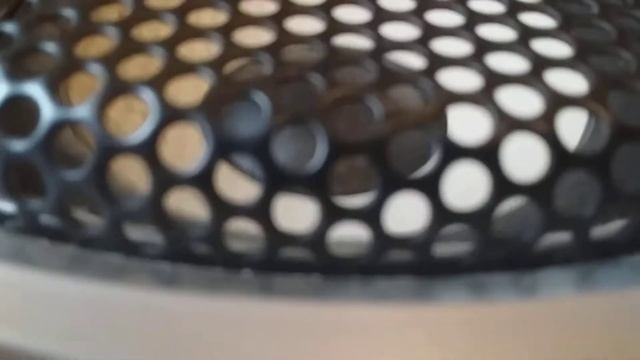 Басс тест колонки LG I Bass Test LG speaker смотреть онлайн