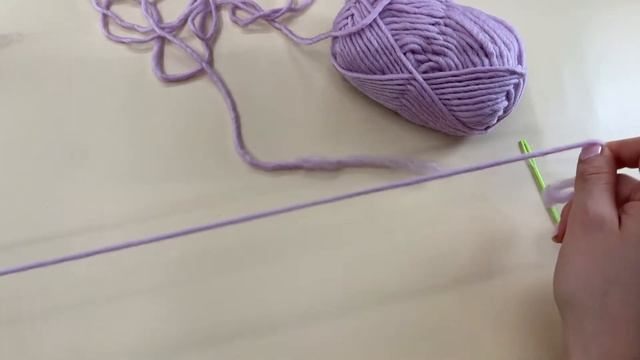 Как соединить нити в вязании без узелков. Как соединить два клубка без узла. смотреть онлайн