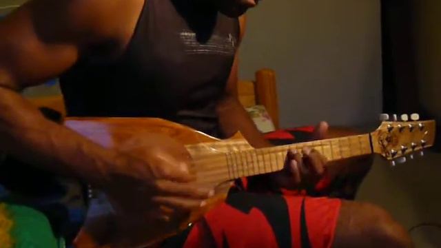 Ukulele : générique bénny hill by syd смотреть онлайн