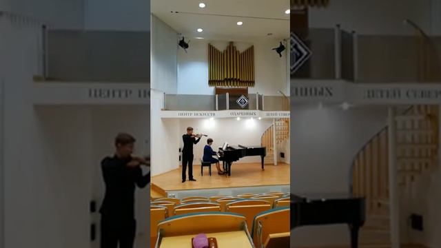 Рыжиков Артём 16 лет Ф Крейслер Граве в стиле Баха 25.12