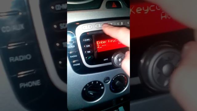 Разблокировали магнитолу от Форда Фокуса смотреть онлайн