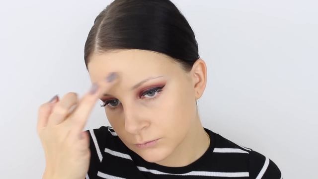 Burgundy Eyes & Vampy Lips | Fall Makeup Tutorial смотреть онлайн