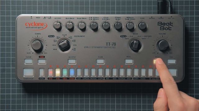 Drum Machine 101 Ep. 1 - First Steps | How to program your first beat on any drum machine смотреть онлайн