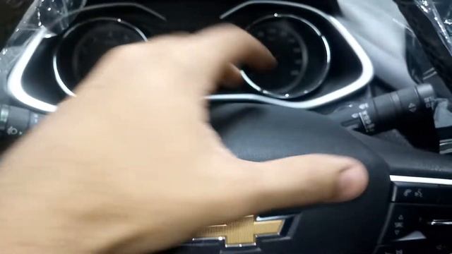 AJUSTADOR DO VOLANTE DO ONIX PLUS/TRACKER TRAVANDO O VOLANTE NÃO SOBE NEM DESCE VEJA O QUE TROCAR смотреть онлайн