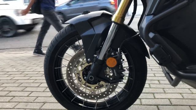 Honda X-ADV 2018 смотреть онлайн