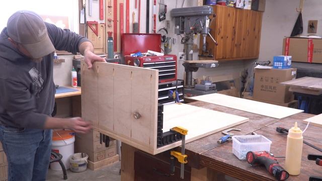 How To Build Cabinet Bodies || Hidden Man Cave Project смотреть онлайн