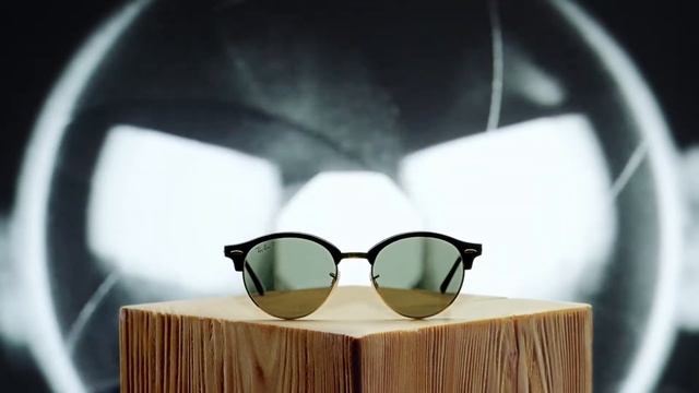 Очки Ray-Ban Clubround RB4246 крупным планом смотреть онлайн