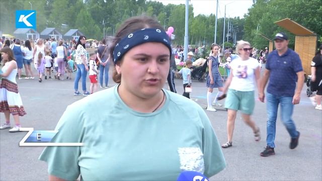 27 06 2022 Краски холи. День молодежи в Киселевске встретили ярко смотреть онлайн