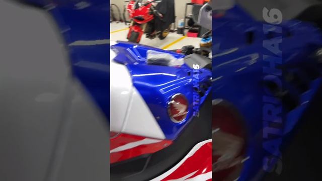 Full System SC Project Titanium Honda CBR1000RR-R Fireblade SP 30th Anniversary 2022 смотреть онлайн