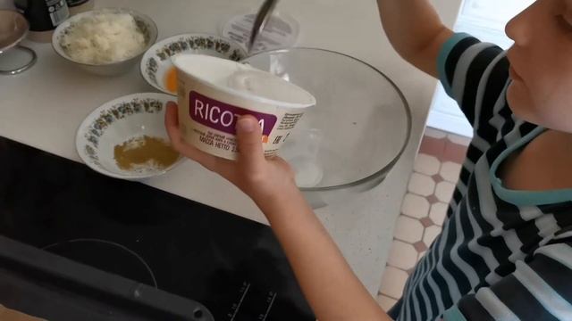 Готовим Хачапури Пеновани смотреть онлайн