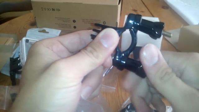 Full HD Action Kamera 2,0 Zoll 1080P Wasserdicht 170 Weitwinkel-Objektiv 12MP Actioncam