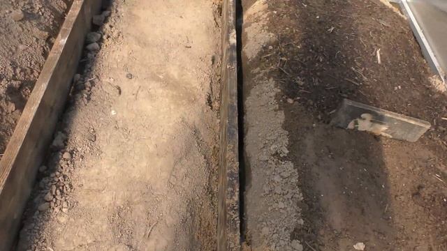 ЛУЧШАЯ ГРЯДКА ДЛЯ ДАЧИ ИЗ ДРЕВЕСИНЫ. ЖЕЛЕЗНЫЙ ВАРИАНТ! смотреть онлайн