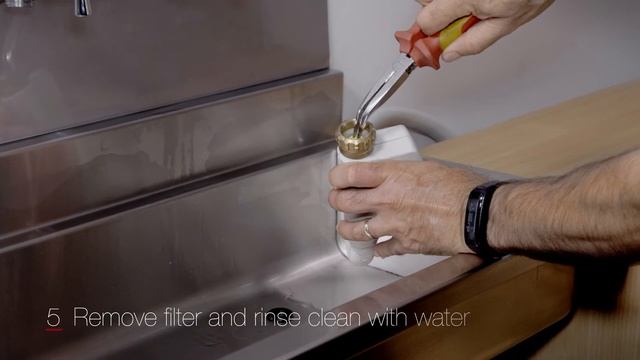 Miele How-To: Cleaning The Dishwasher Inlet Filter смотреть онлайн