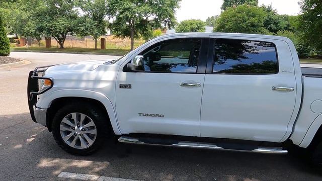 2017 Toyota Tundra CrewMax Limited Virtual Test Drive!!! смотреть онлайн
