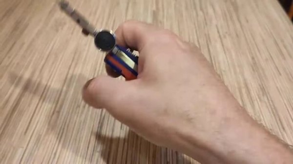 Складной нож WORKPRO.