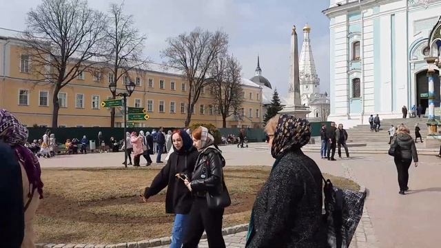 Се́ргиев Поса́д и Гремячий ключ смотреть онлайн