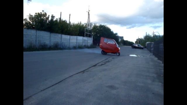 Трицикл в кузове-комфорт и безопасность. смотреть онлайн