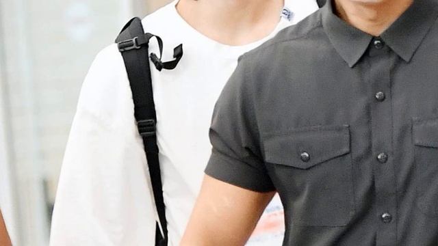 Чуть не затоптали Чонгука из БТС? смотреть онлайн