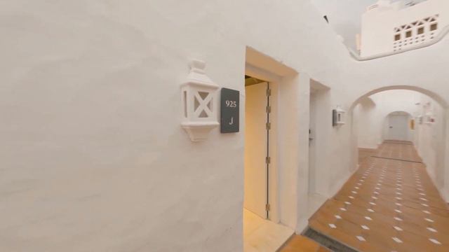 FPV Drone in a 4 star Hotel смотреть онлайн