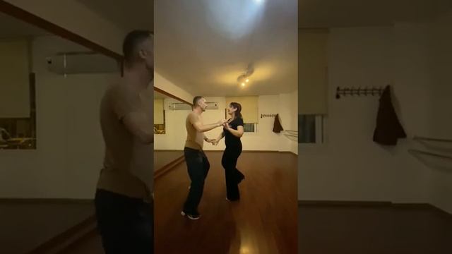 бачата в Мерсине смотреть онлайн