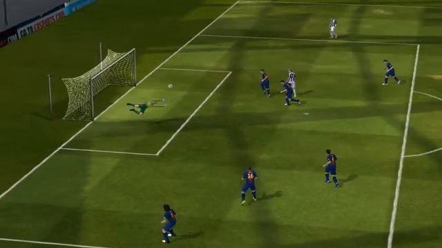 Неудачная игра вратаря на выходе FIFA 13 IPhone/iPad - FC Barcelona Vs. Juventus