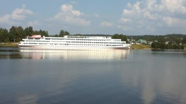 теплоход "Александр Радищев" в Горицах смотреть онлайн