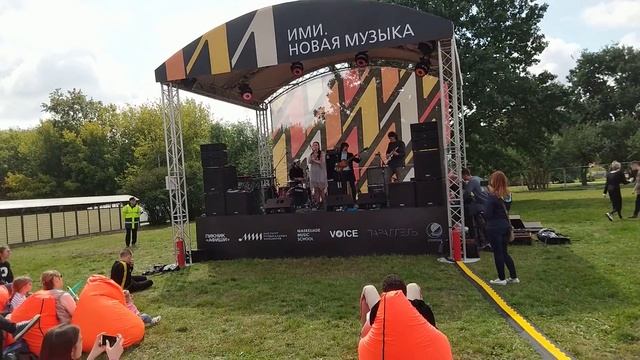 Космос на потолке (live @ Пикник Афиши 03.08.2019) смотреть онлайн