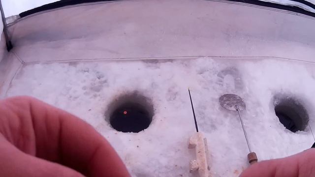 Озернинское водохранилище, за плотвой. 14. 01. 2017 смотреть онлайн