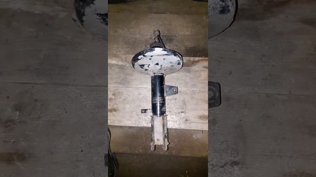 Потребительский отзыв о амортизационных стойках фирмы SAT смотреть онлайн