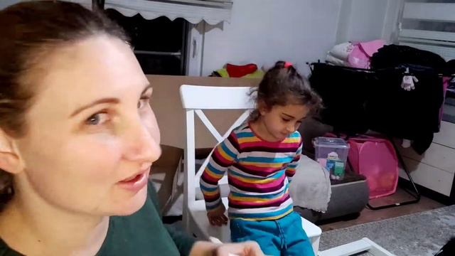турецкий муж собирает мебель из ИКЕА🤩обзор на наши покупки🙈в Tурции проблема с доставкой👎Часть 2 смотреть онлайн