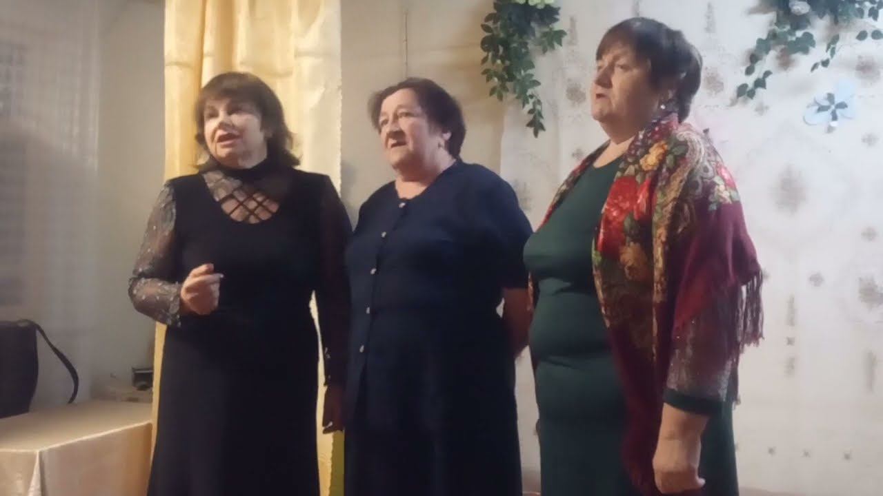 Мини концерт для милых МАМ смотреть онлайн