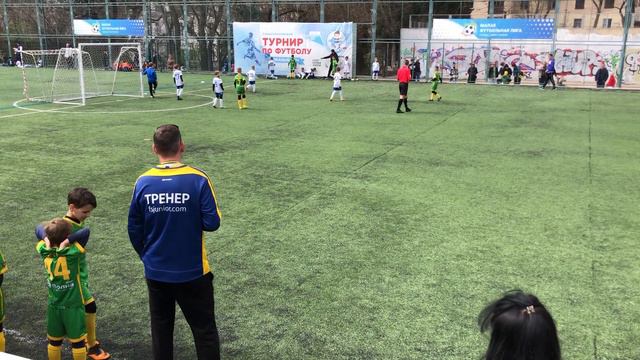 ДЮФК Севастополь 2015 - Ялта Юниор 2014 2 тайм смотреть онлайн