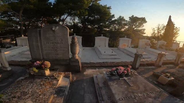 Croatia Travels - Walking around the Beautiful Coastal Town of Cavtat - Croatia - V103 смотреть онлайн