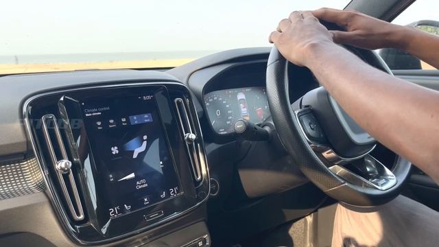 Volvo xc40 CBU vehicle смотреть онлайн