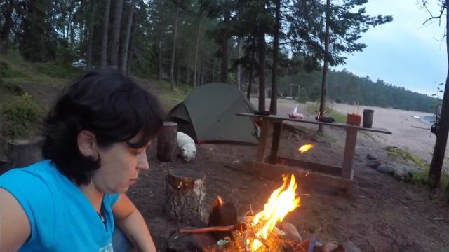 Выходные на Ладоге. Летаем на дроне, купаемся, ищем маяк и жгем. смотреть онлайн