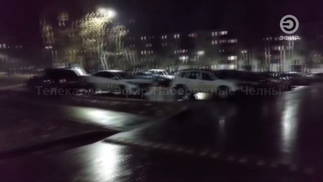 ПАРКОВОЧНЫЕ СТРАСТИ С НУМЕРАЦИЕЙ МАШИНОМЕСТ НЕ УТИХАЮТ. смотреть онлайн