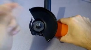 Машина шлифовальная  болгарка угловая УШМ Ермак