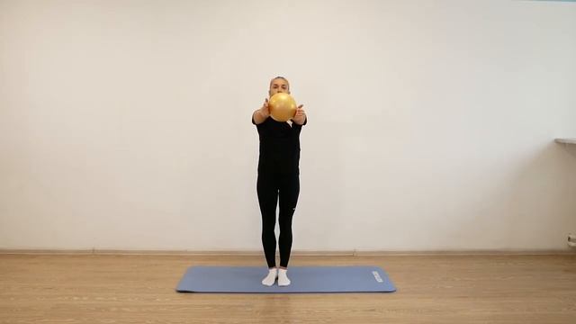 Удержание мяча со сменой рук смотреть онлайн