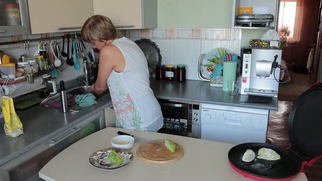 Капустные треугольнички в панировке в пиццепечке Princess смотреть онлайн