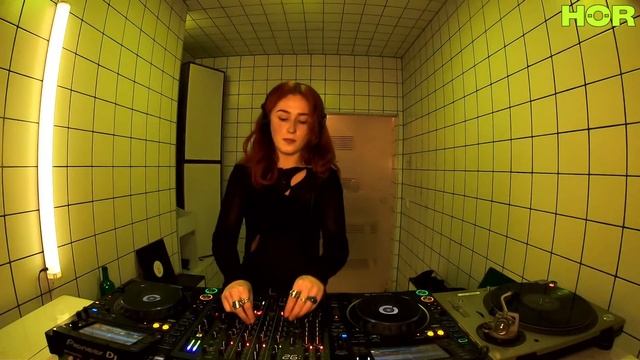 IMOGEN | HÖR - Feb 15 / 2022 смотреть онлайн