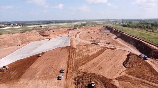 Tesla's Key Contractors and Giga Texas Update смотреть онлайн