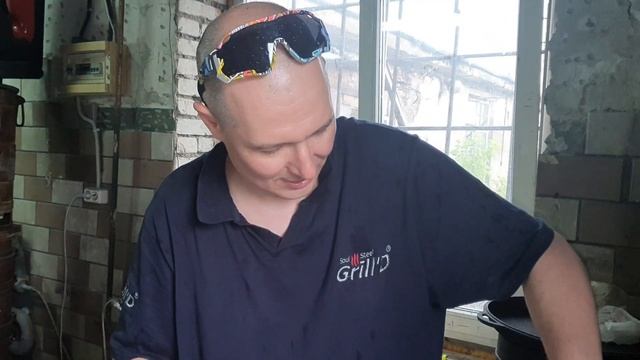 Рассказ смотрителя Печного Музея: Чугунные Буржуйки СССР и их современное применение дачниками.