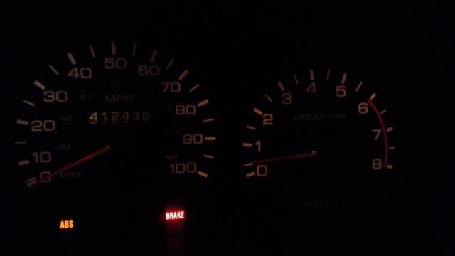 Nissan Pathfinder WD21 Needs new alternator or battery? смотреть онлайн