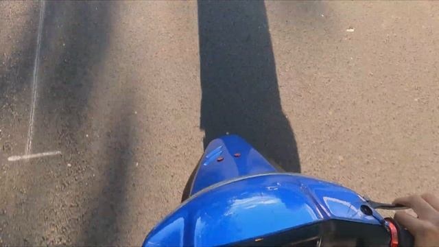 honda dio af27 72cc wheelies FAST !! with yamaha jog artistica spec смотреть онлайн